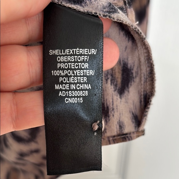 Adrianna Papell pleated leopard print blouse - Picture 8 of 10